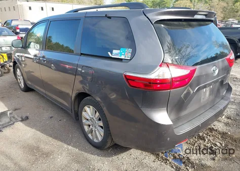 2016 Toyota Sienna Xle Premium 7 Passenger z USA, uszkodzony, nr VIN 5TDDK3DC2GS139510